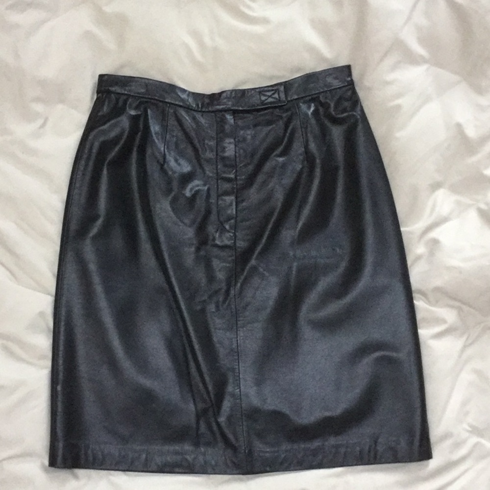 Women’s Black Leather Pencil Skirt